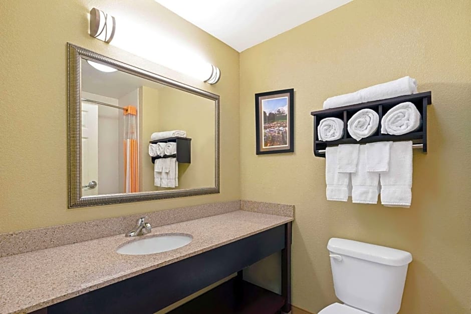 La Quinta Inn & Suites by Wyndham Stillwater -University Area