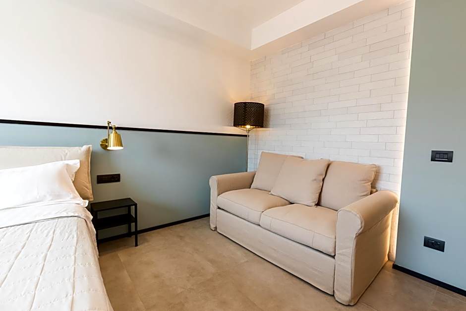 Antares Rooms and Suites