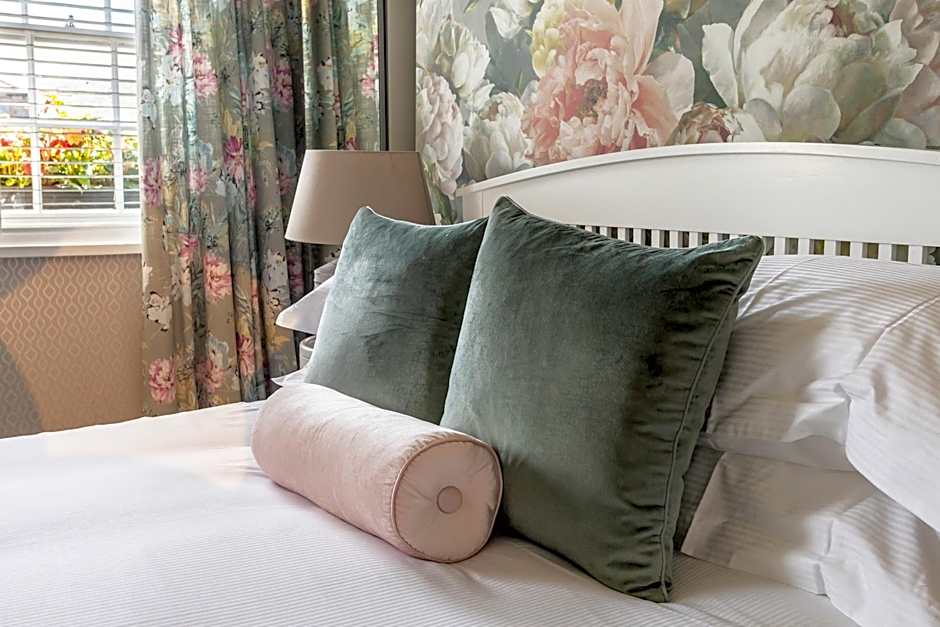 Georgian House Hotel