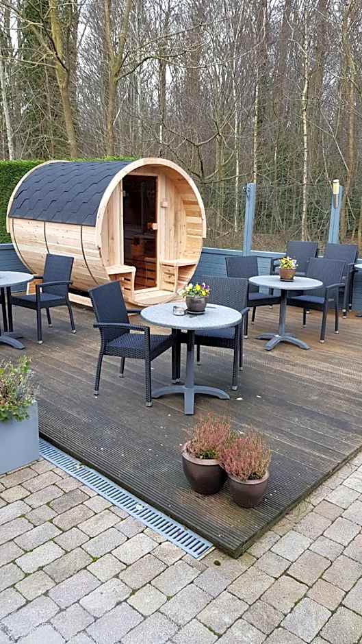 B&B Woodside