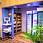 La Quinta Inn & Suites by Wyndham Fayetteville I-95