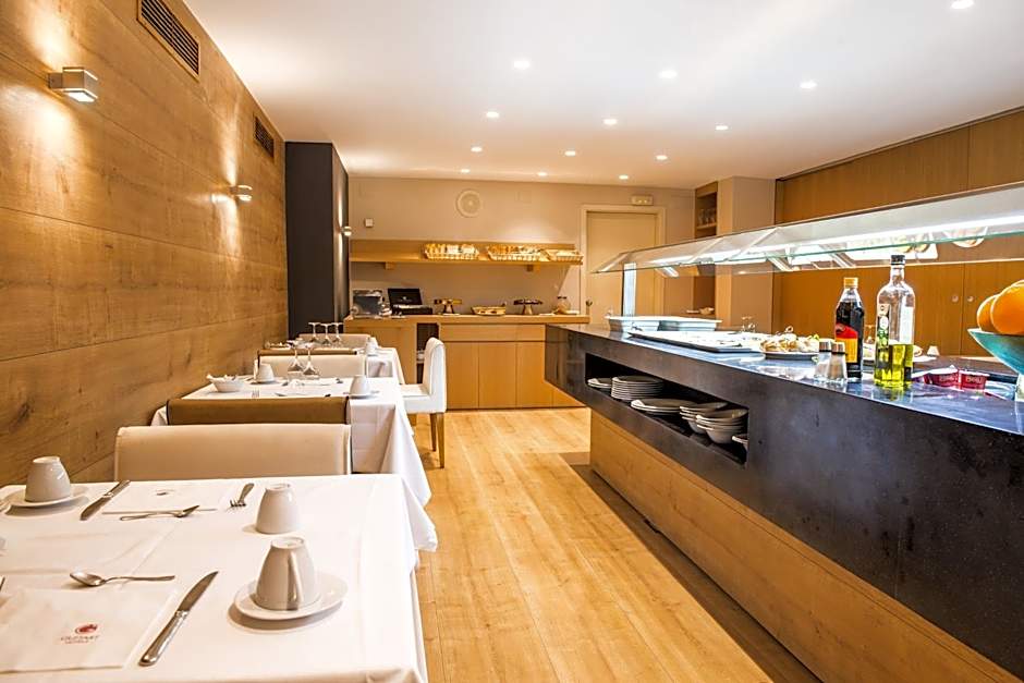 Guitart Grand Passage