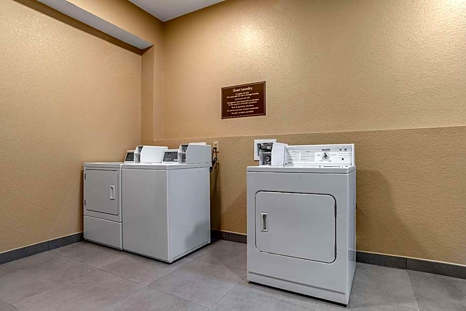 Comfort Inn & Suites Millbrook - Pratville