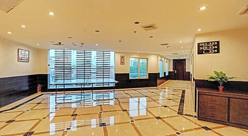 Super Townhouse OAK Hotel City Mark Gurgaon