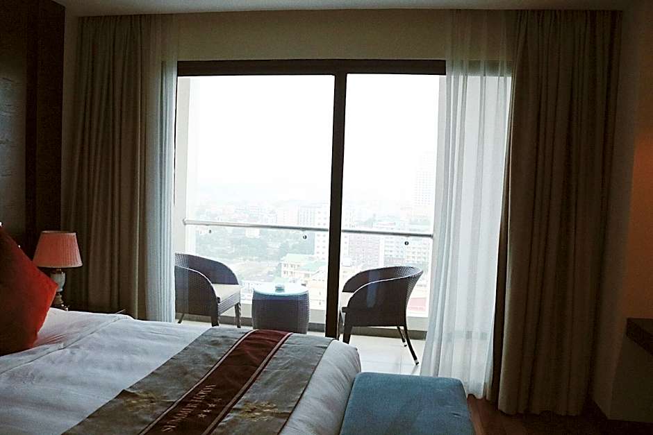 Summer Hotel