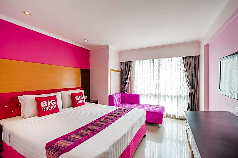 Photo 1 of 49 of Citin Pratunam Bangkok by Compass Hospitality