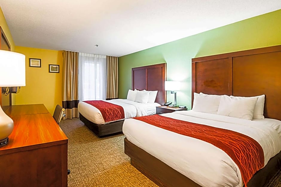 Comfort Inn & Suites Dayton