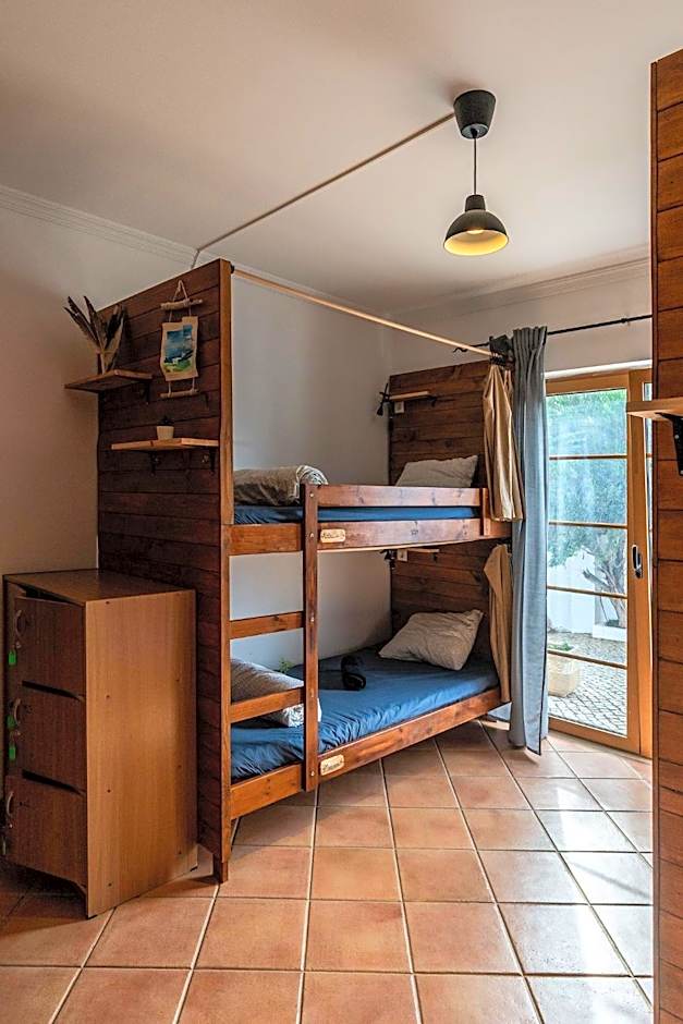 Aldeia Caiçara Surf House