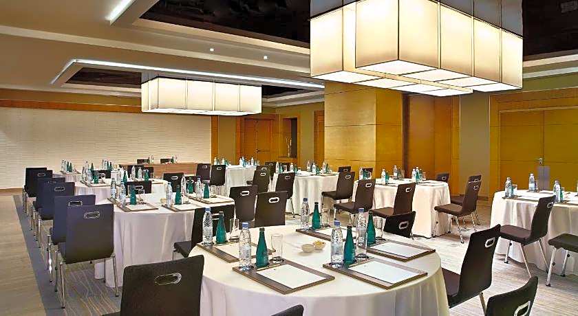 DoubleTree By Hilton Riyadh - Al Muroj Business Gate