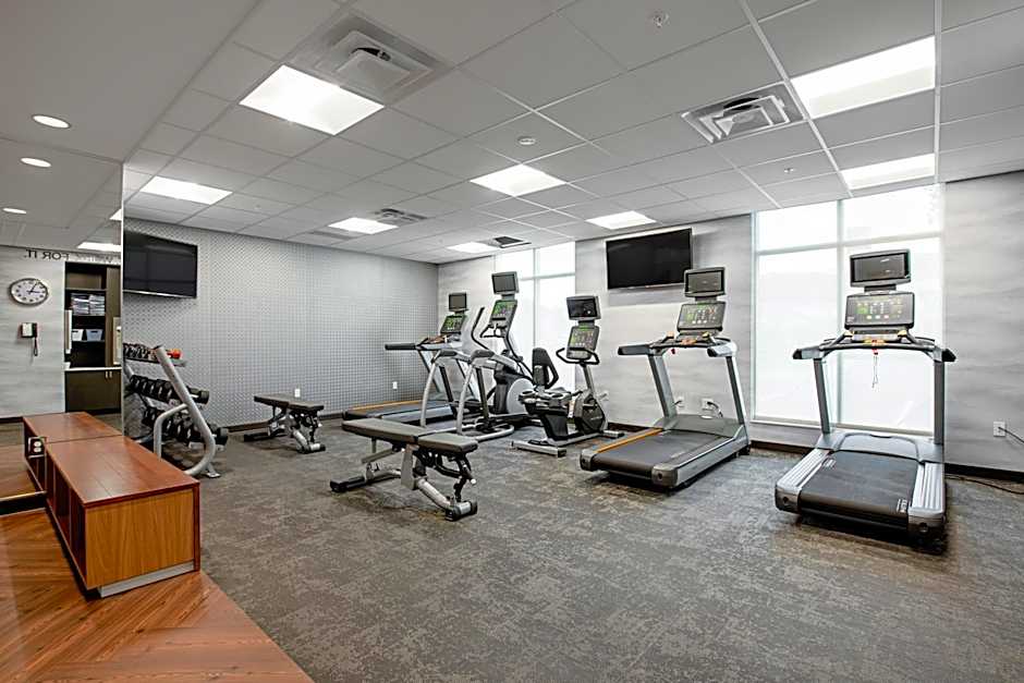 Fairfield Inn & Suites by Marriott Duluth Waterfront