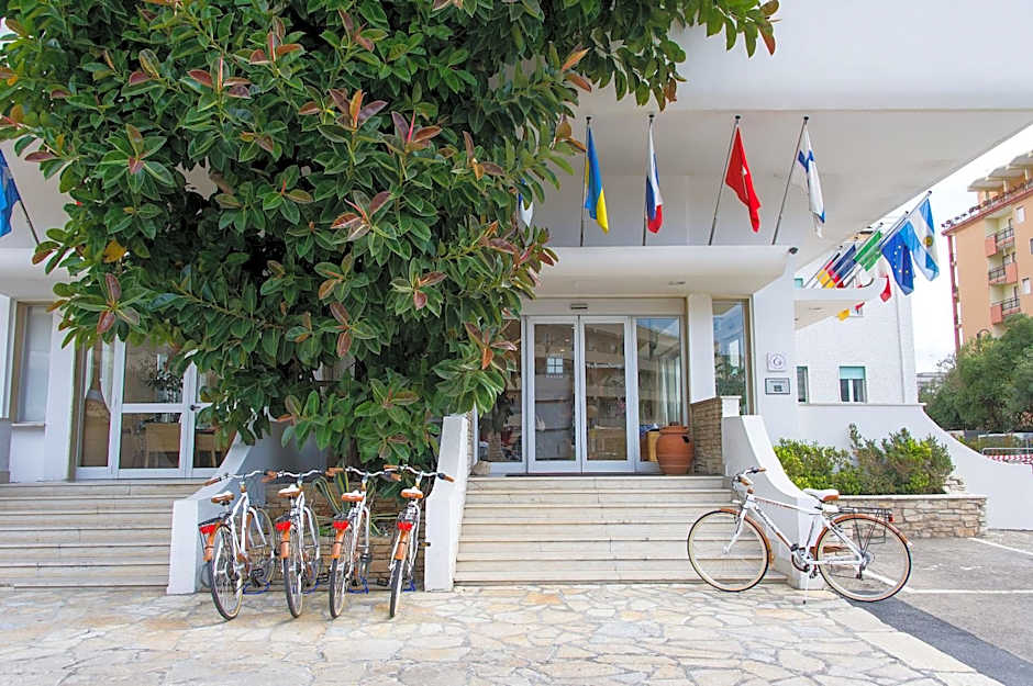 Joli Park Hotel - Caroli Hotels