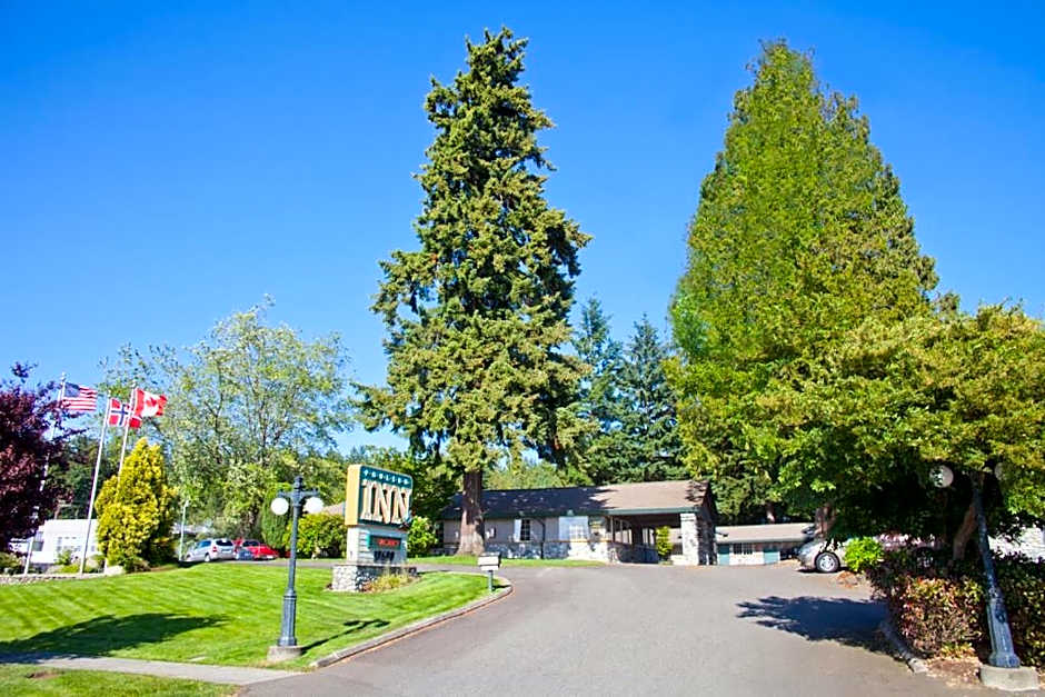 Poulsbo Inn & Suites