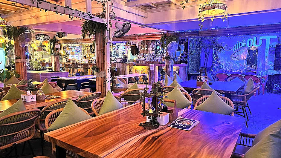 Hideout Hostel