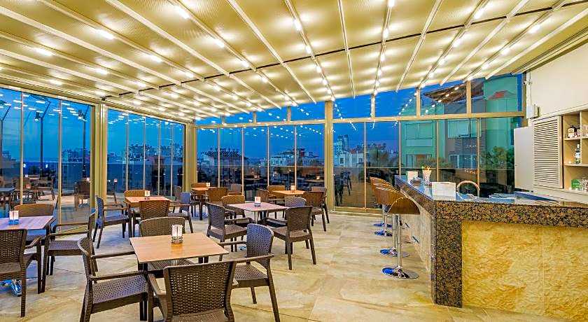 Holiday Inn Antalya - Lara By IHG