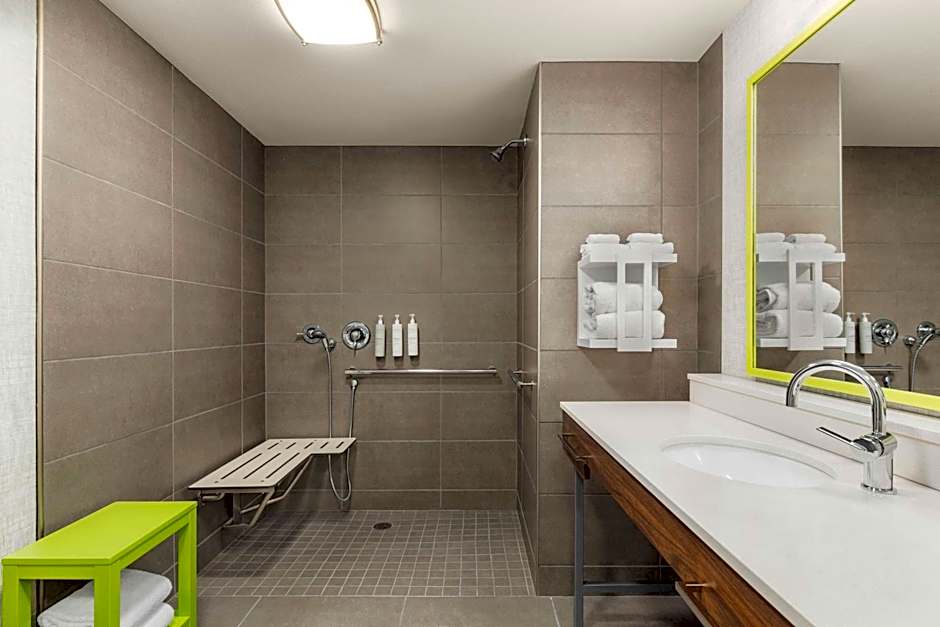 Hampton Inn & Suites Oroville