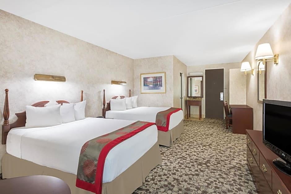 Ramada Plaza by Wyndham Portland