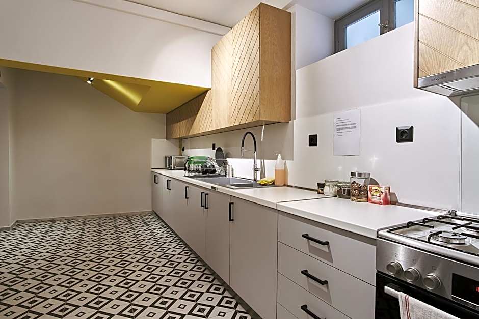 When in Athens Hostel