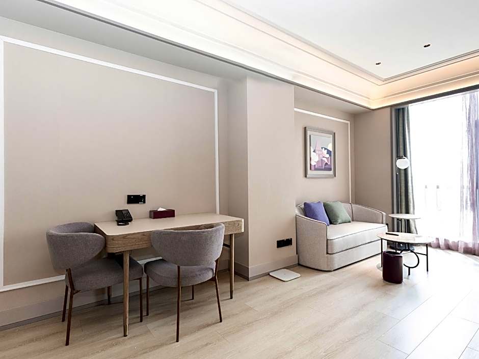 Vienna Hotel Dongguan Song Flower Lake