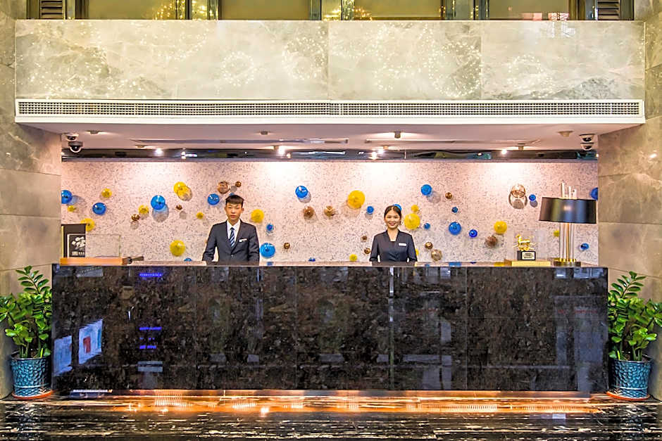 La Perle International Hotel