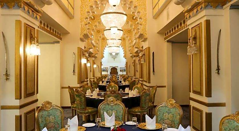 Taj Fateh Prakash Palace Udaipur