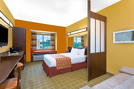 1 Queen Bed Mobility Accessible Studio Suite Non-Smoking