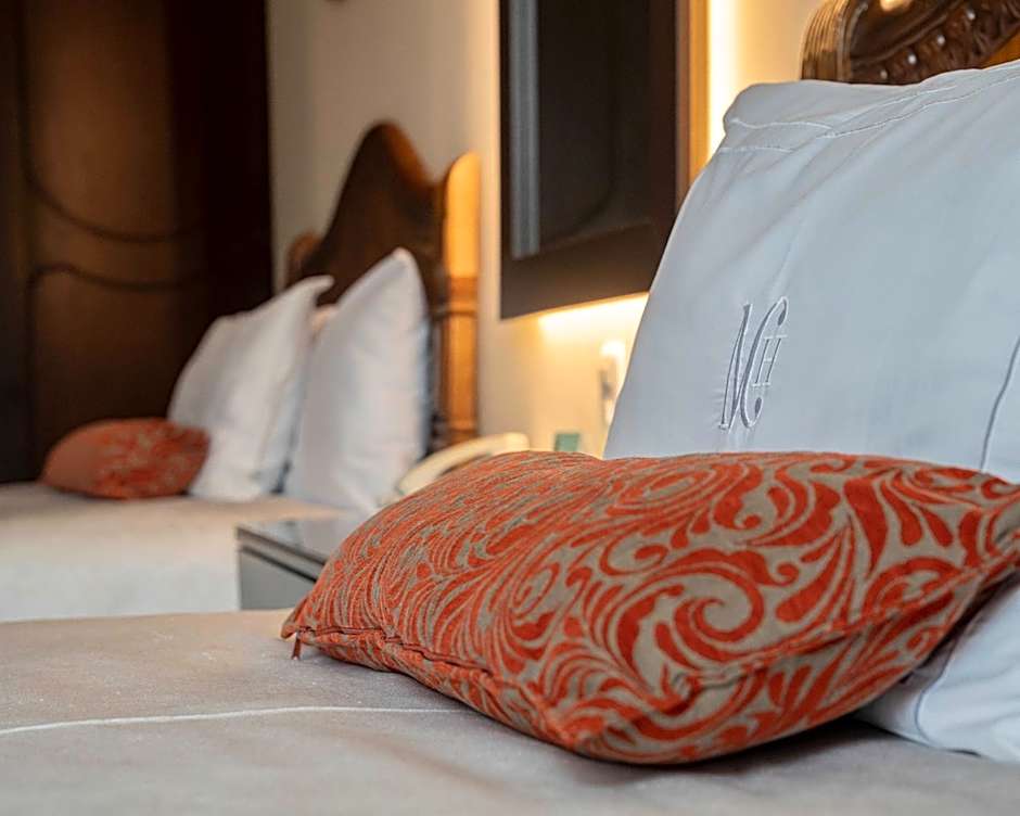 Miraflores Colon Hotel
