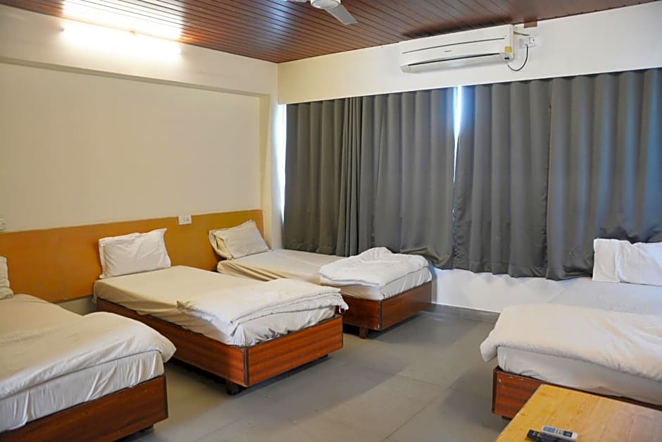 HOTEL SAIPALKHI NIWARA