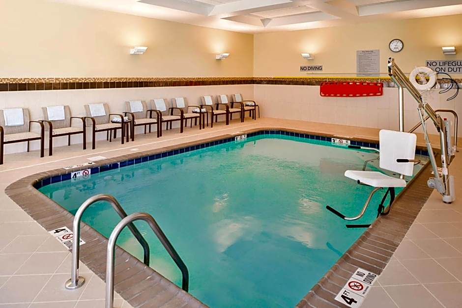 Courtyard by Marriott Columbus Grove City