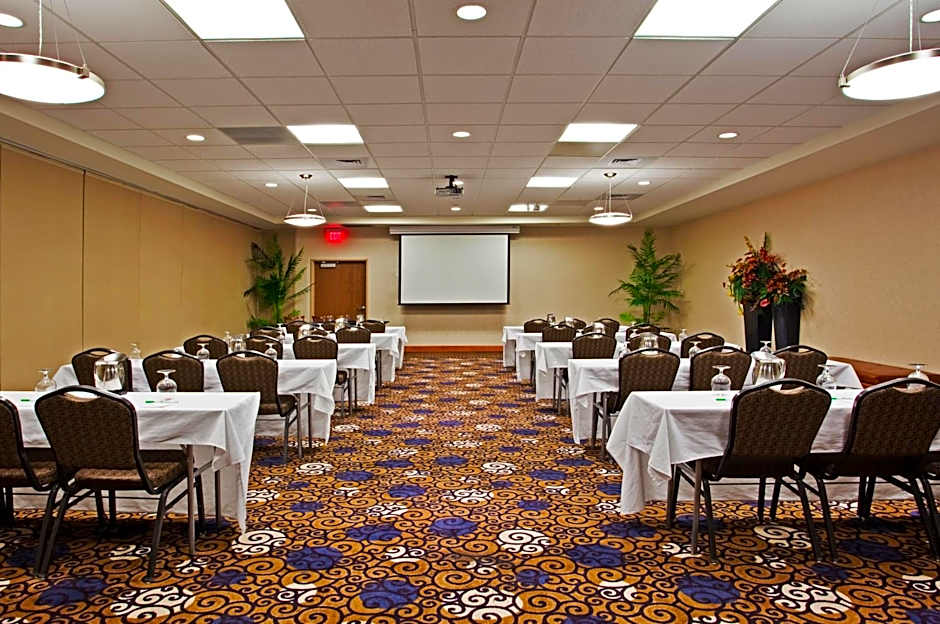 Holiday Inn Fort Wayne - IPFW & Coliseum By IHG