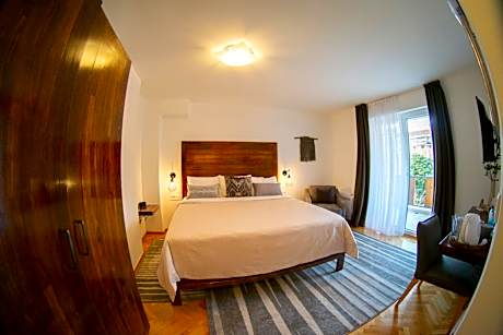 Deluxe Double Room with Balcony