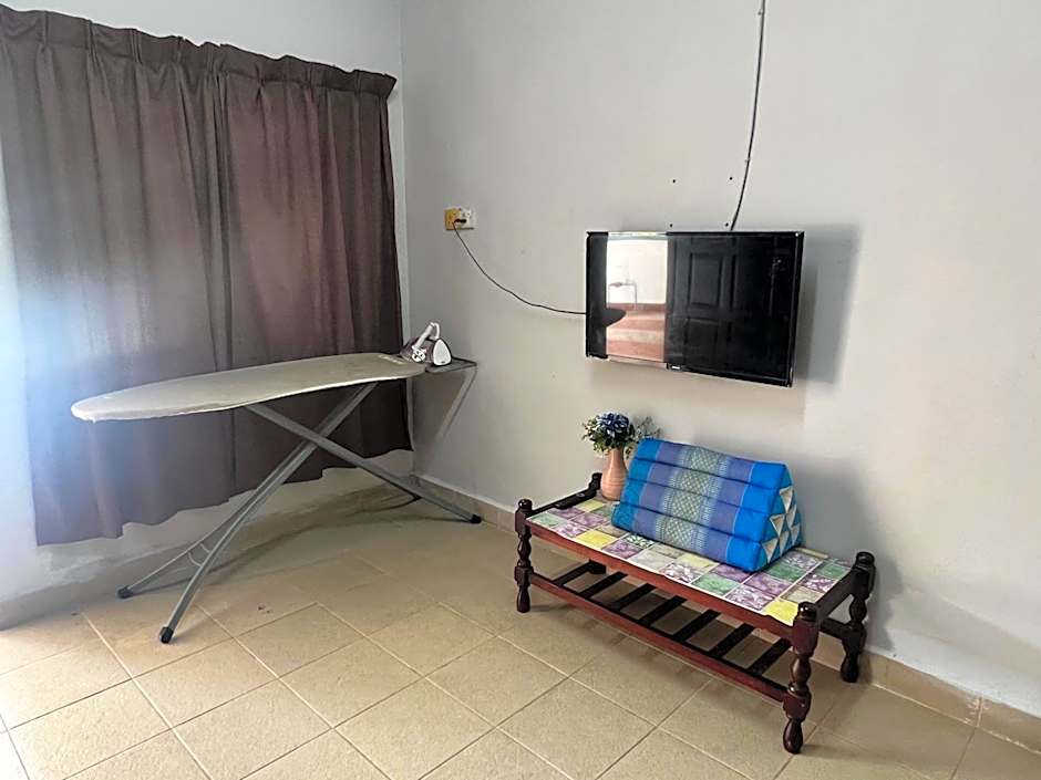 Jasmine Guesthouse Near Padang Besar Train Station