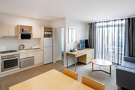 One Bedroom with One Queen Bed