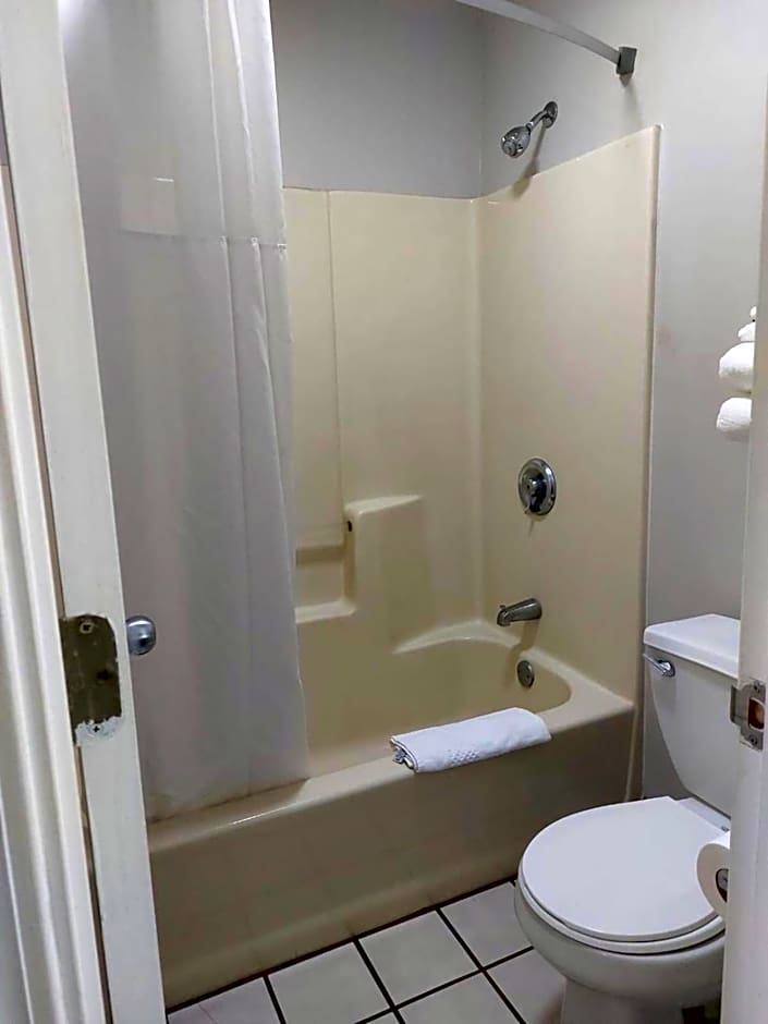 Quality Inn Carrollton Medical Center