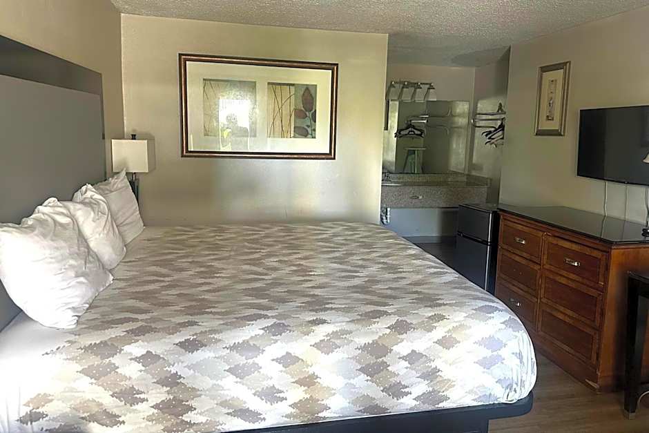 La Casa Inn Albany Near Tifton GA I 75