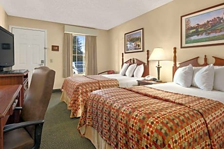 2 Double Beds Non-Smoking