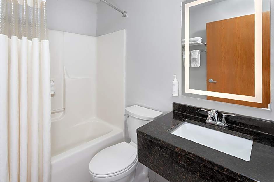 Microtel Inn & Suites by Wyndham Janesville