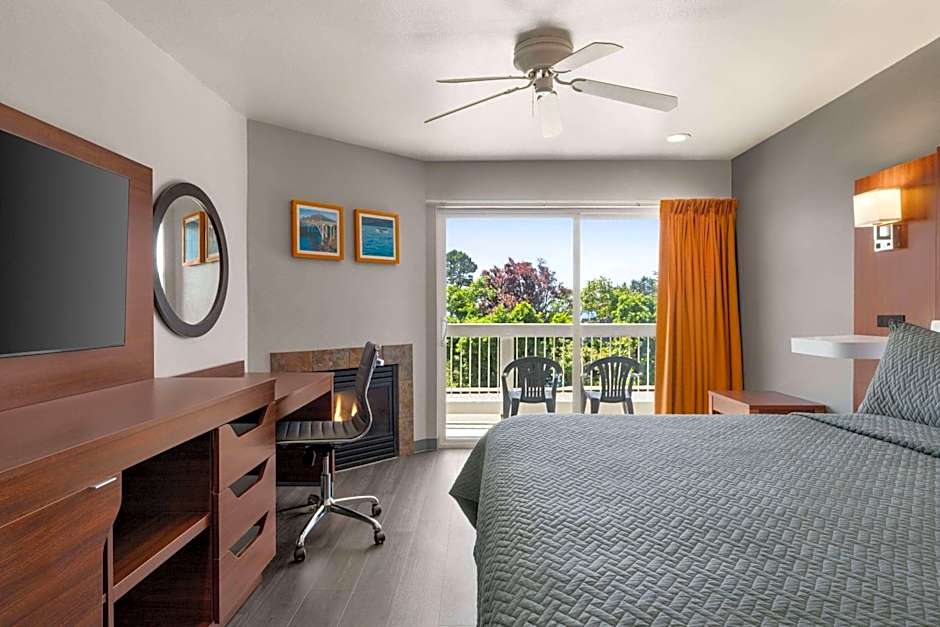 Travelodge by Wyndham Depoe Bay