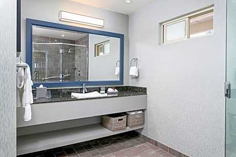 King Room with Sea View