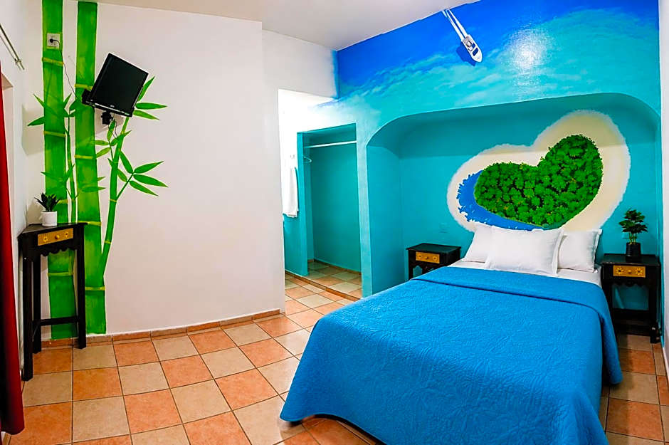 HOTEL ESMERALDA
