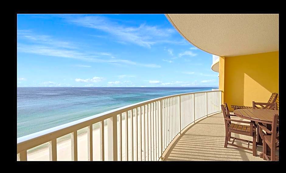 Beautiful Beachfront Views - The Retreat at Emerald Isle