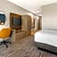 Holiday Inn Express Hotel & Suites Astoria By IHG