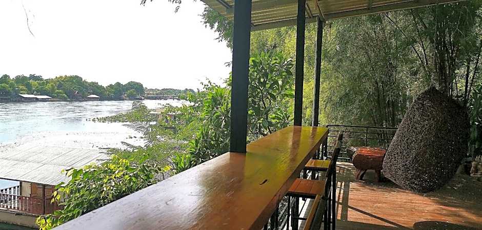 T & T Hostel Kanchanaburi