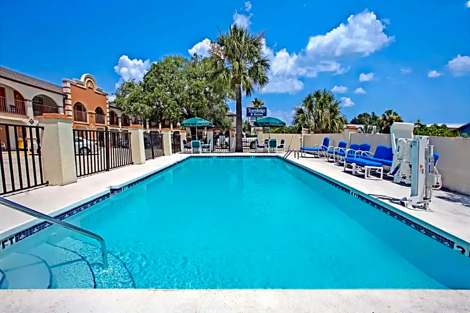 Travelodge by Wyndham Suites St Augustine