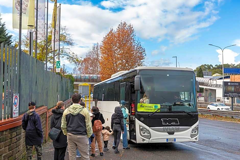 Roma Camping in Town