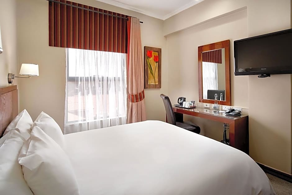 Protea Hotel by Marriott Pretoria Hatfield