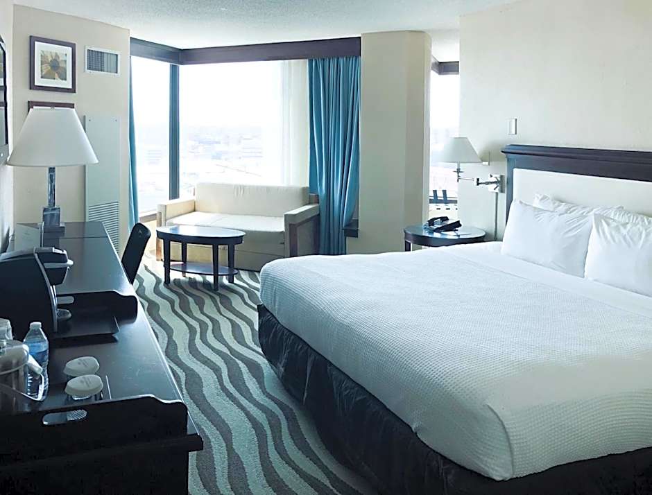 Fort Pontchartrain Detroit, a Wyndham Hotel