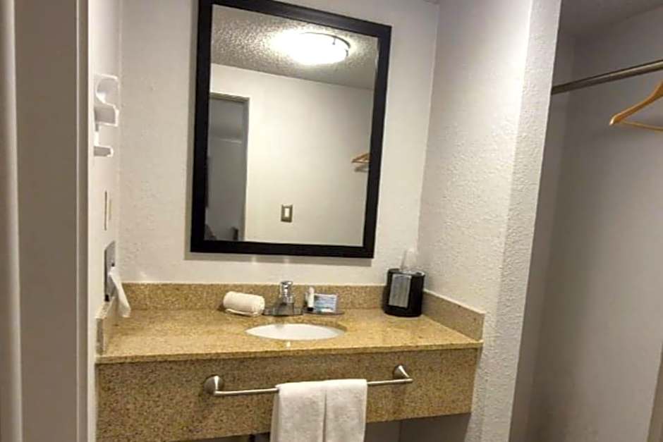 Suite Dreams Motel By Capital O Mattoon I - 57