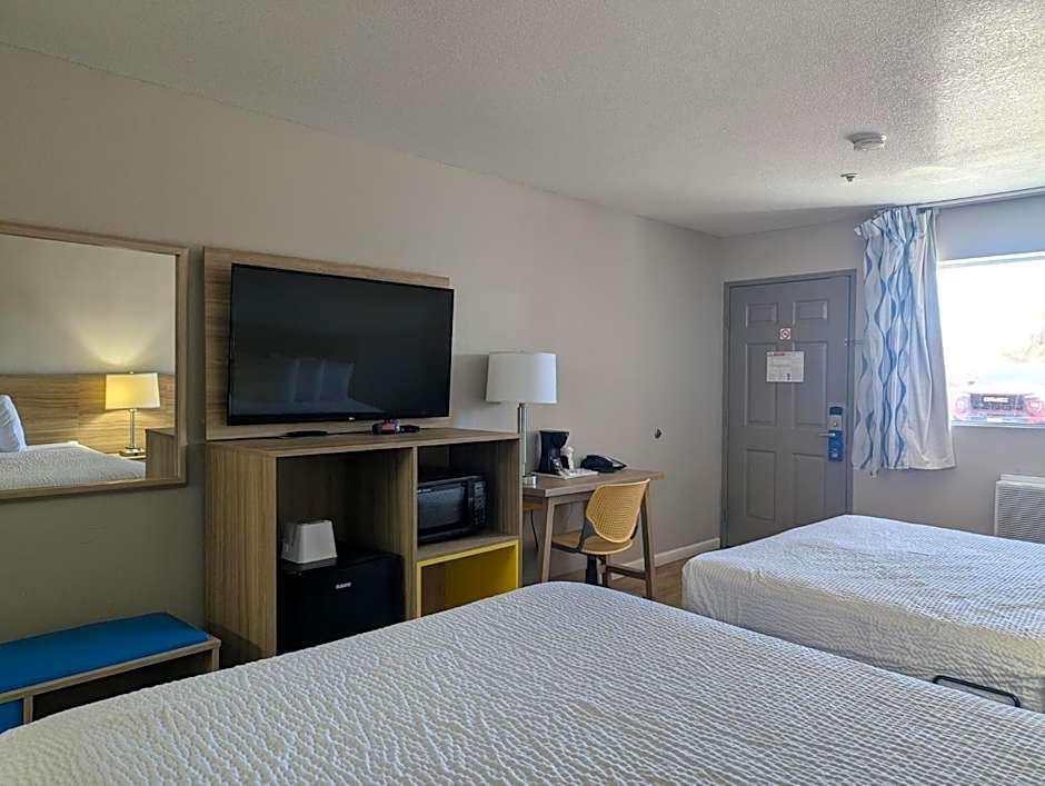 Days Inn by Wyndham Bullhead City