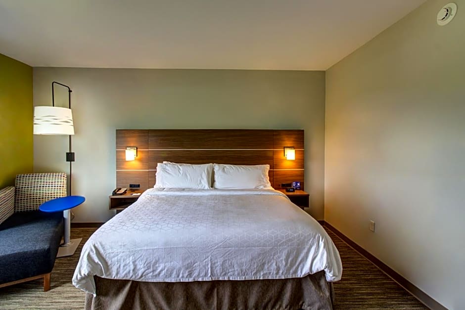 Holiday Inn Express - Fort Walton Beach Central by IHG