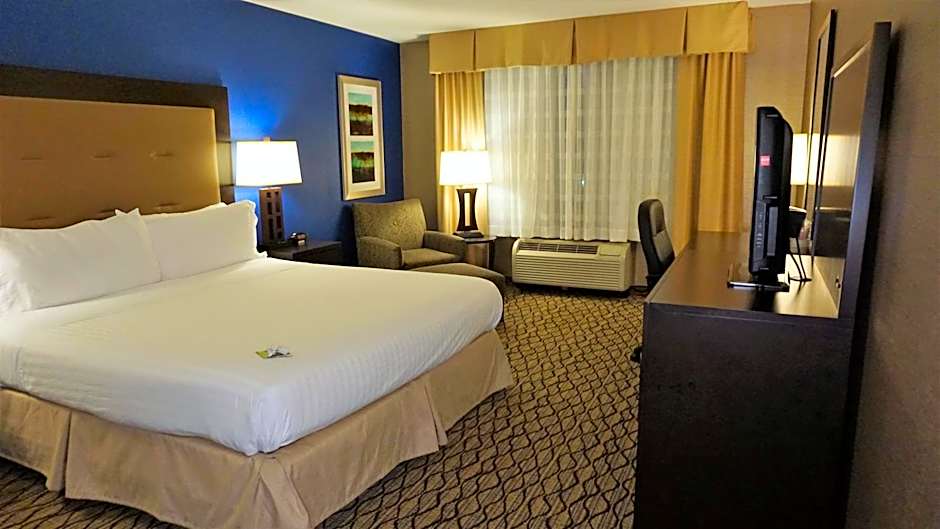 Holiday Inn Express & Suites Gibson By IHG